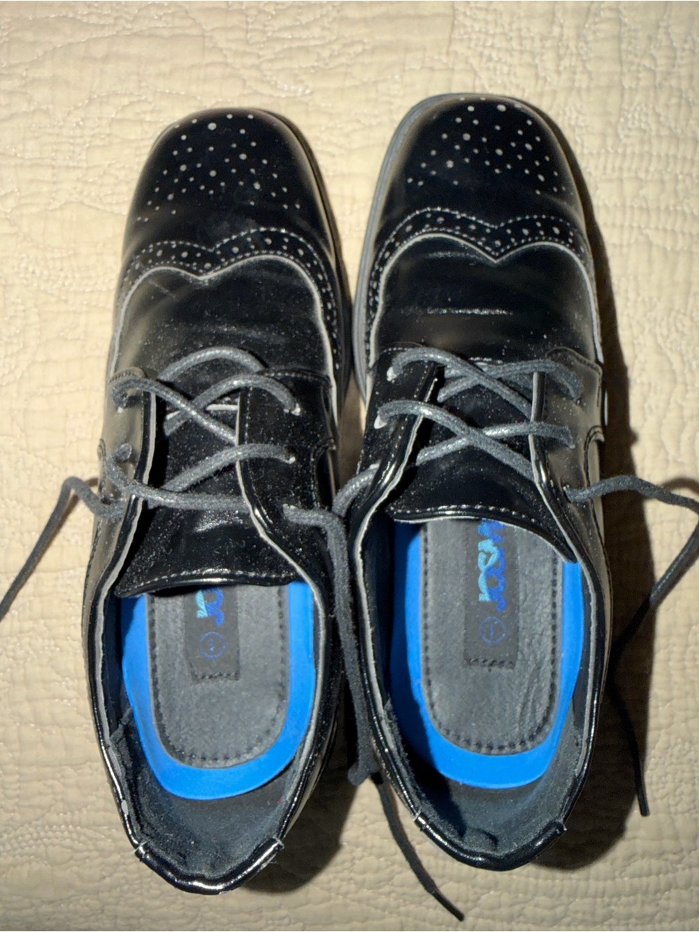 Men's Black Lace-Up Wingtip Dress Shoes